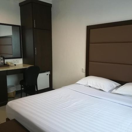 Crystal Lodge Kota Bharu Eksteriør billede