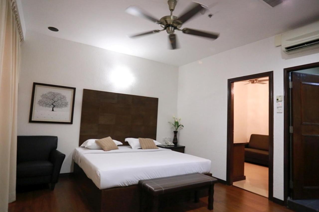 Crystal Lodge Kota Bharu Eksteriør billede